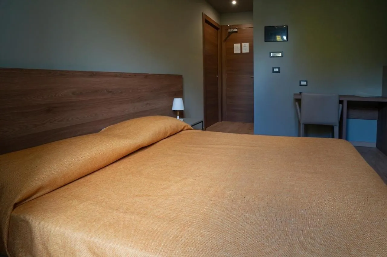 Albergo Ristorante Plaza Tornolo Hotel